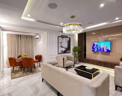 4 Bedroom duplex with swimming pool and snooker