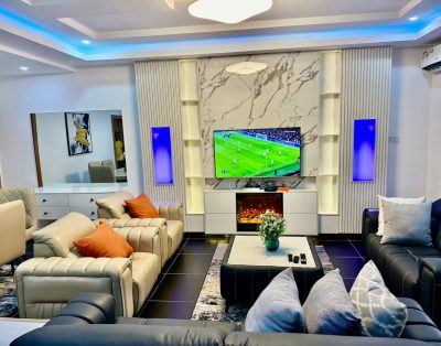 Luxurious Stay at Parkview Estate
